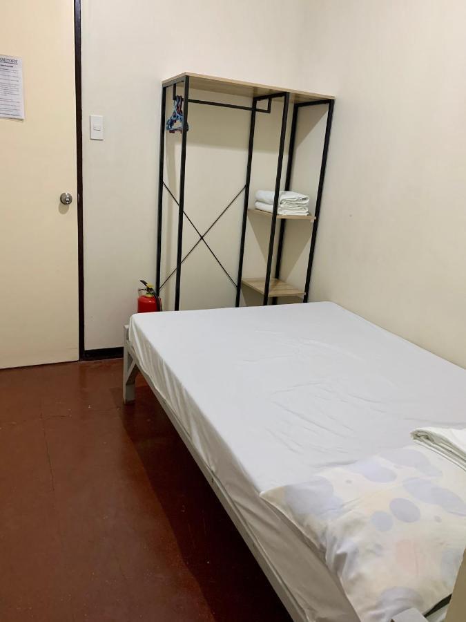 Mybed Dormitory Cebu Exterior foto