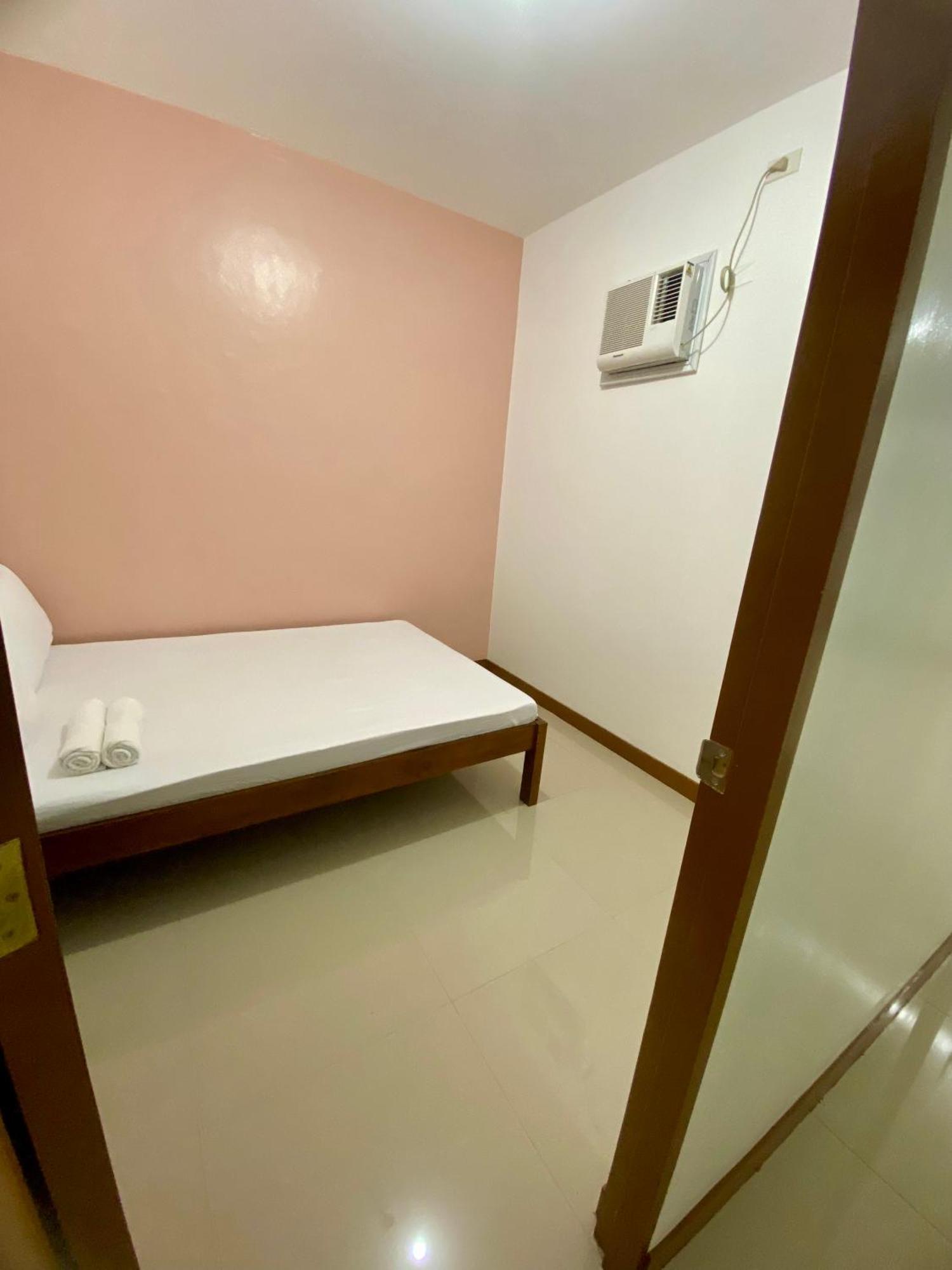 Mybed Dormitory Cebu Exterior foto